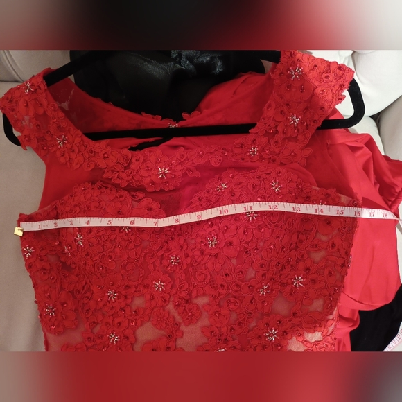 Sherri Hill Red Halter Sleeveless Gown for Prom - Picture 5 of 10